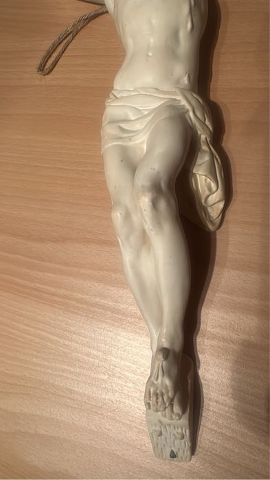 Figura Jezusa ukrzyżowanego