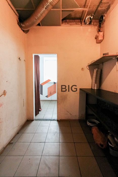 Здається в оренду торгове комерційне приміщення прохідна локація Луцьк