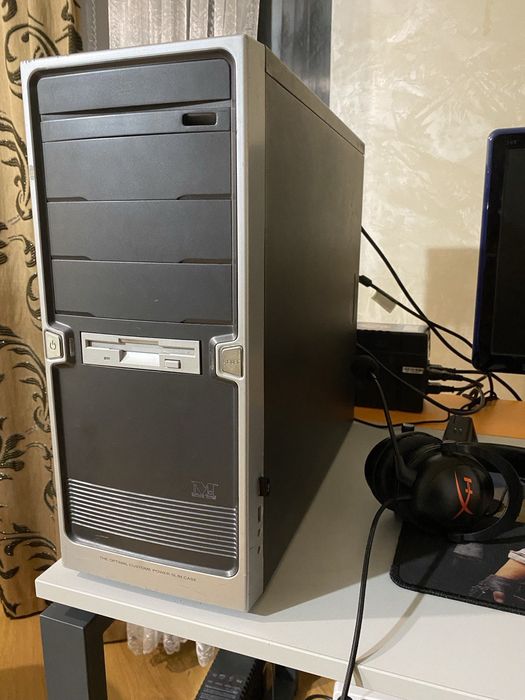 Системний блок  i7 4790, 24gb ddr3, 120gb ssd, 500gb hdd RX 570 8gb