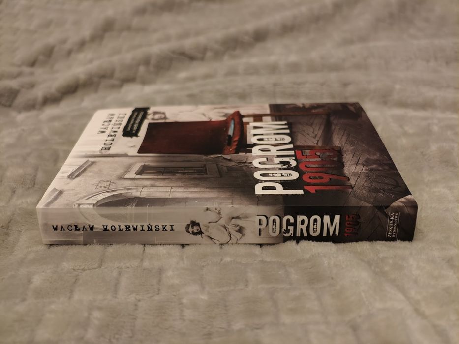 Książka ,,Pogrom" Wacław Holewiński - nowa