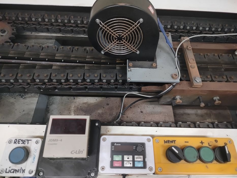 Linia produkcyjna do rur karbowanych, peszli fi 20 i 25, prawie nowa