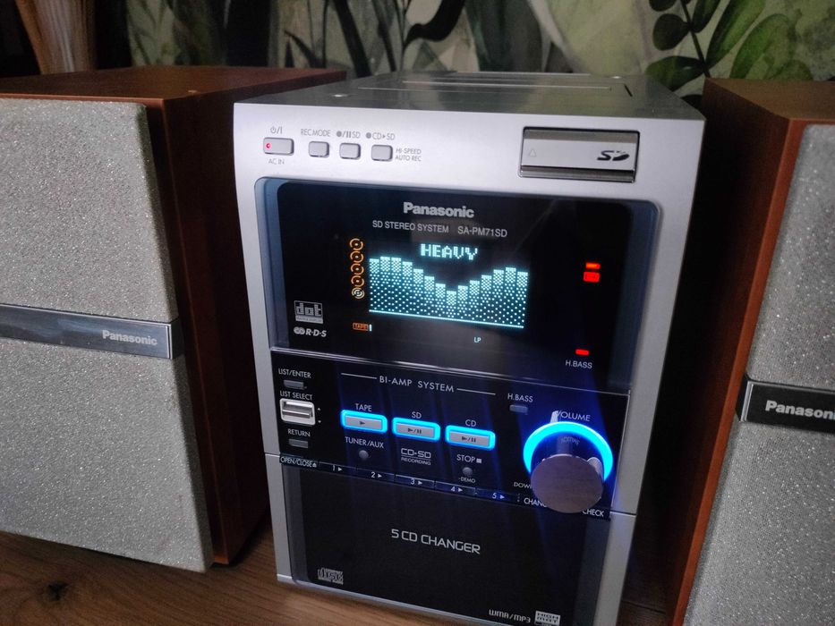 Wieża Panasonic SC-PM71SD do garażu dobre brzmienie