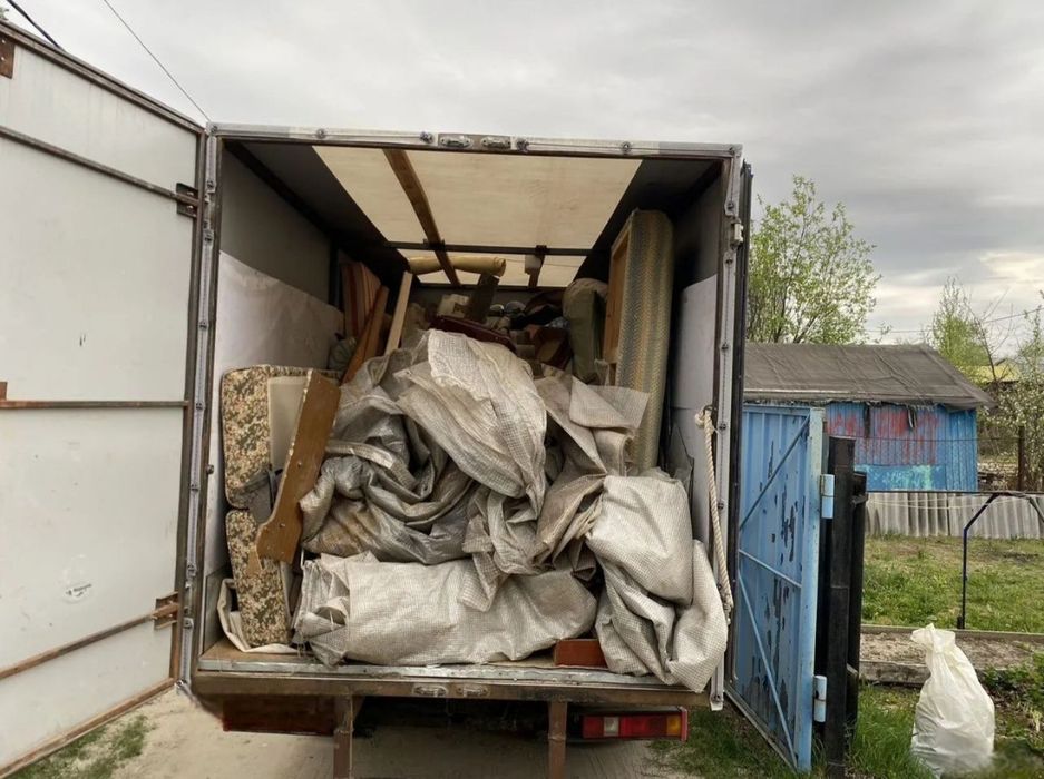 Вывоз мусора камаз . Вывоз строительного мусора . Вывоз мебели и хлама