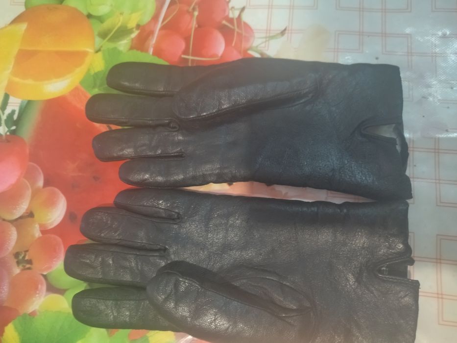 Женские кожаные перчатки