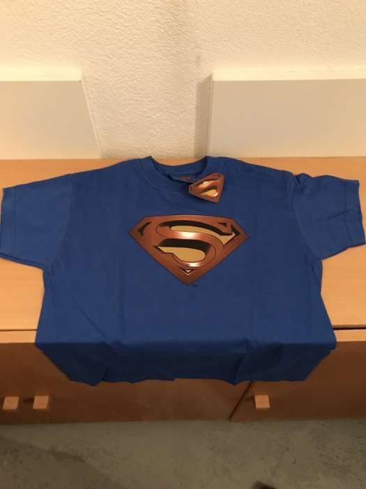 Tshirt criança Super Homem NOVA