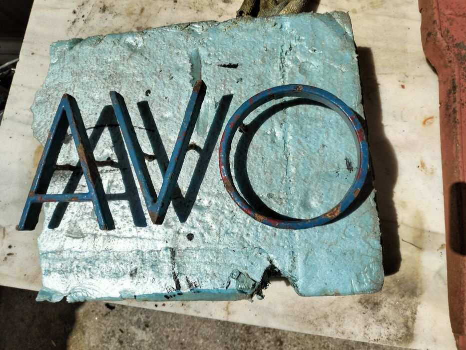 Letras em metal antigas