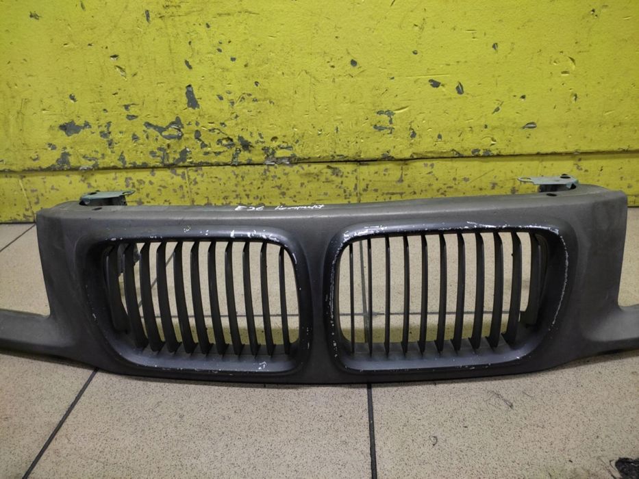bmw e36 compact atrapa grill
