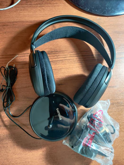 Навушники  бездротові Philips SHC5200.