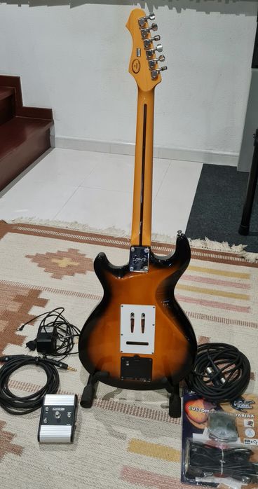 Line 6 Variax 600 – Oportunidade –ideal para POD XT Live, X3, HD500, Helix…