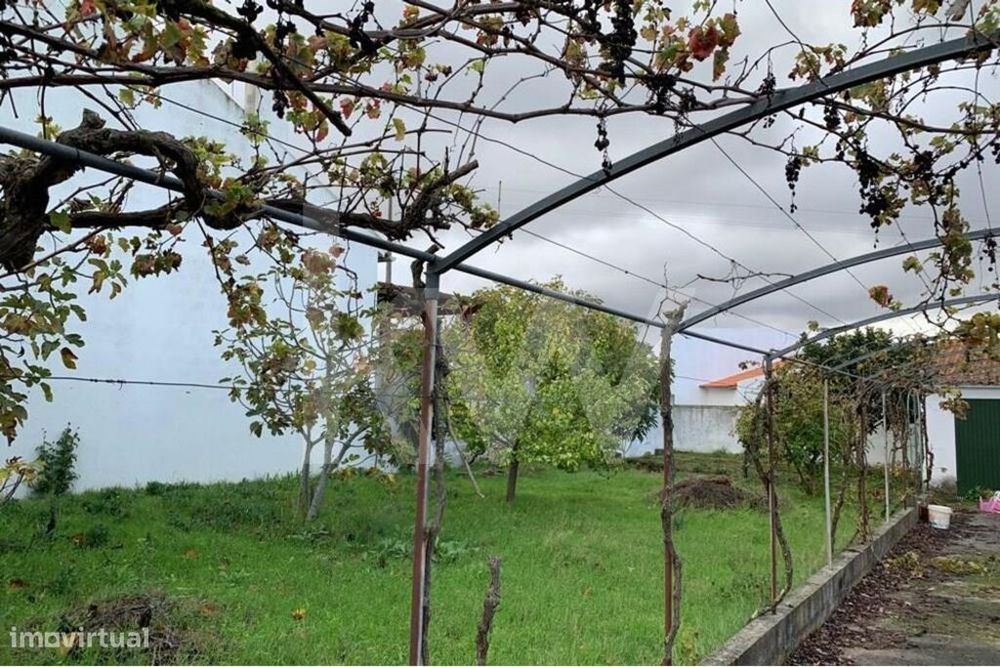 Terreno Para Moradia, A 100Km De Lisboa, Em Urbanização Familiar — Vale de Cavalos, Santarém