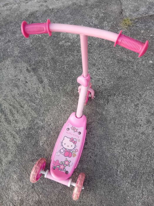 Trotinete Hello Kitty