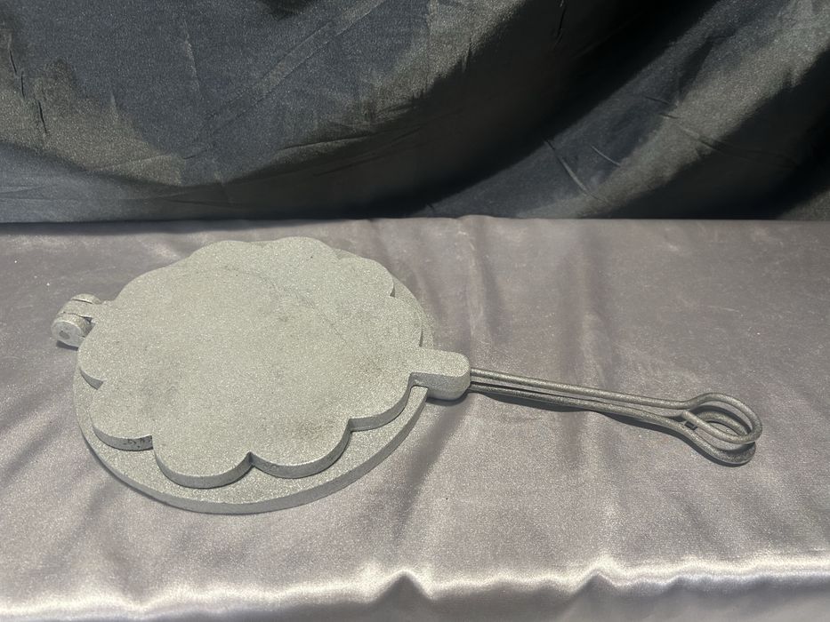 Gofrownica w Kształcie Serduszek