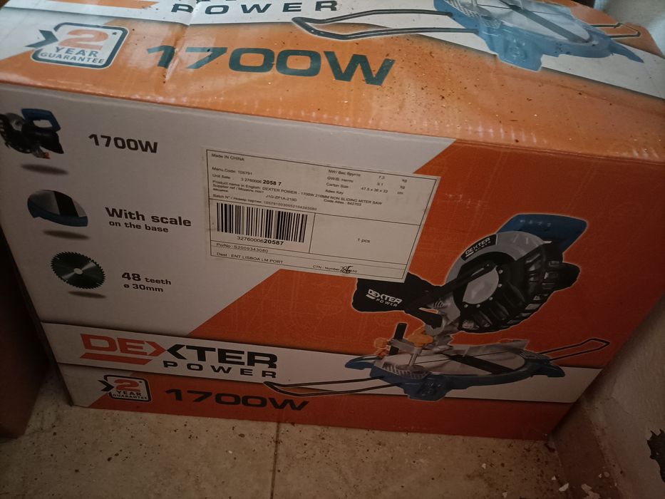 Dexter Serra de esquadria 1700w