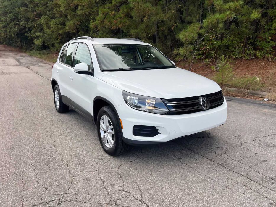 Volkswagen Tiguan      2017