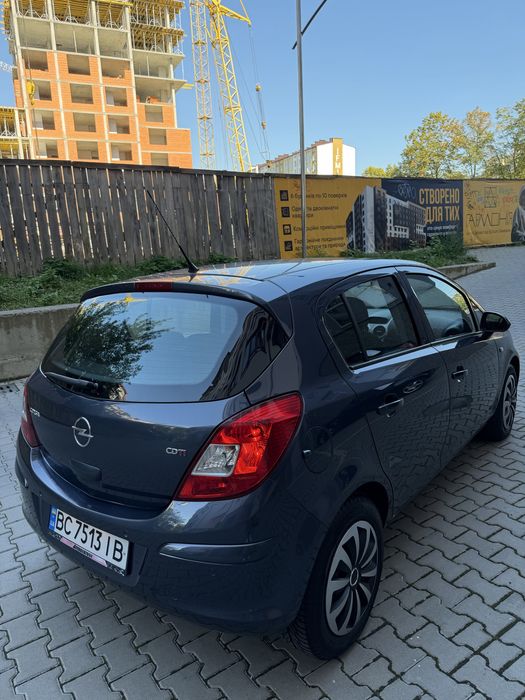 Opel Corsa 1.3D Автомат !