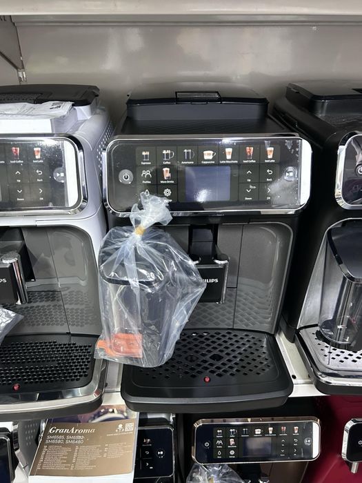 Кавомашина Philips Series 5500