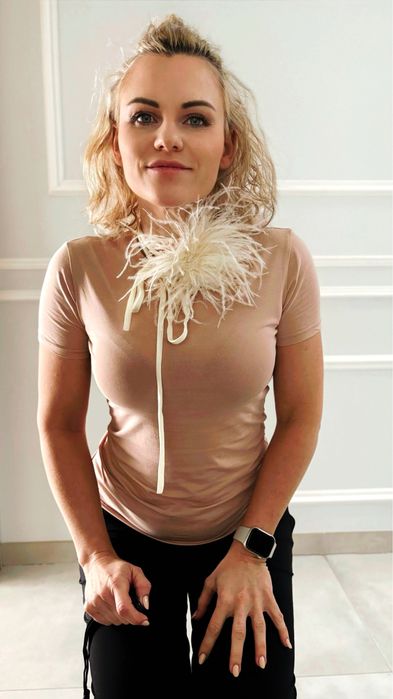 Naszyjnik z piórami kolor ecru