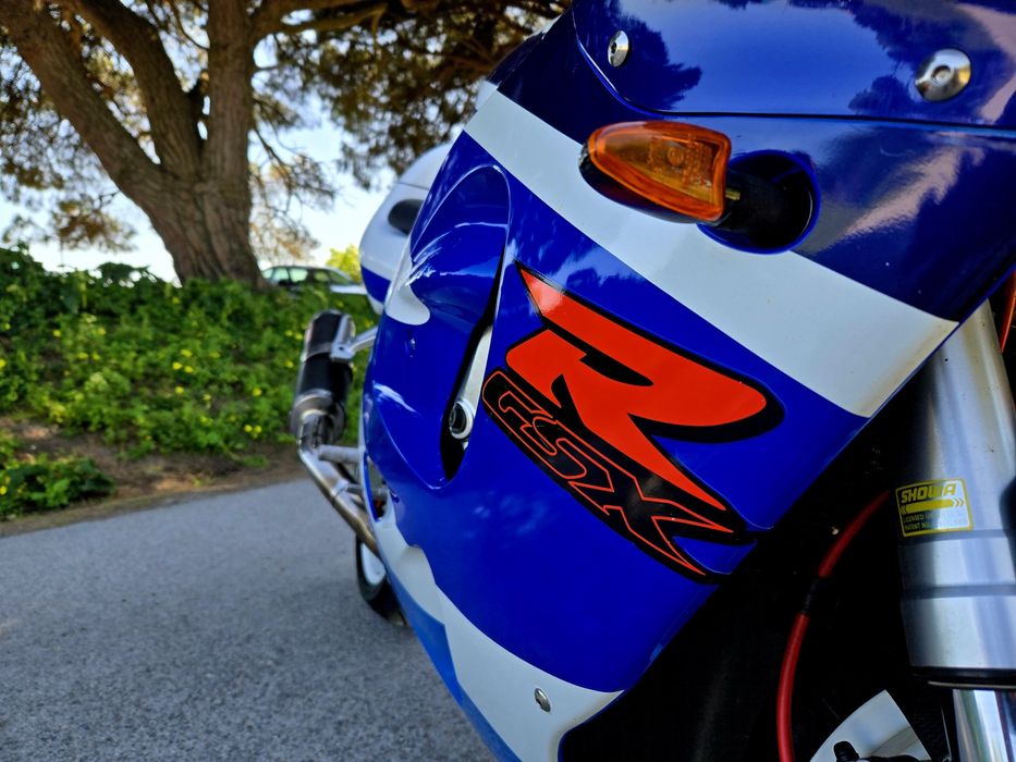 Suzuki Gsxr - 750 Oportunidade