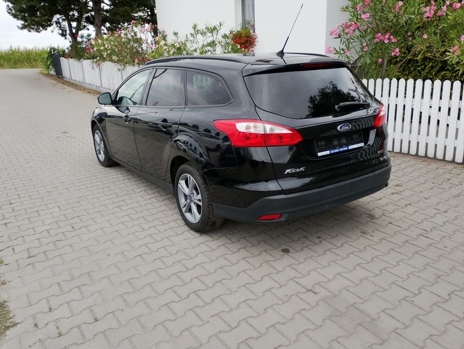 Ford Focus* Super Stanie*