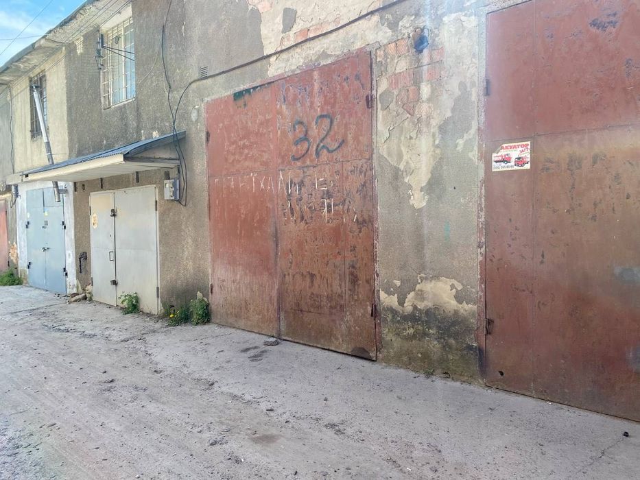 Оренда гаражу на 2 бокси | 380V | 2 ями з освітленням | 2 поверхи | під майстерню / авто роботи