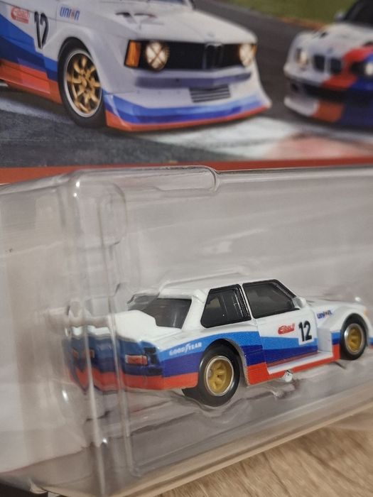Hot Wheels  BMW 320 Group 5 (premium)
