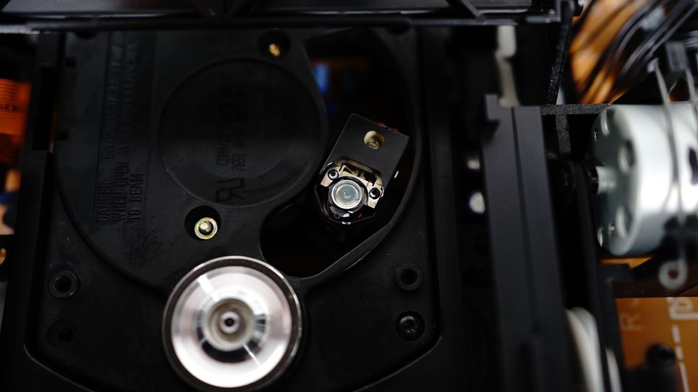 Odtwarzacz CD TECHNICS SL-PG420A MASH 4DAC laser Philips CDM4/19