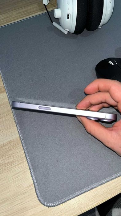 iPhone 17 256GB – Estado de Novo, Caixa, Garantia e Fatura Incluídas