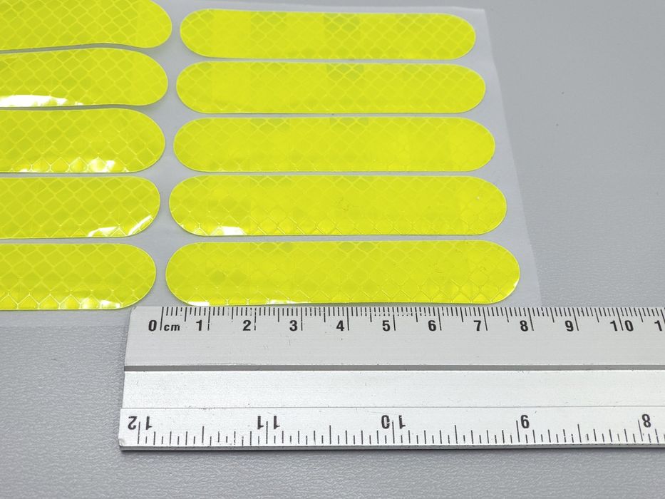 NOWE Paski odblaskowe naklejki seledynowe 10 szt. samoprzylepne