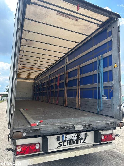 Schmitz Cargobull SCB S3T Schmitz / тентована / XL / 2X підйомні осі /