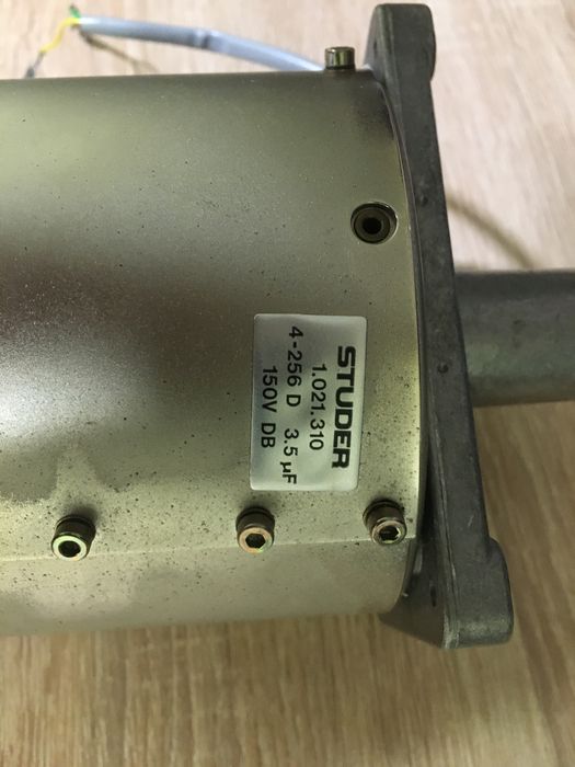 STUDER,REVOX  двигатель,пульт для регулировки скорости.