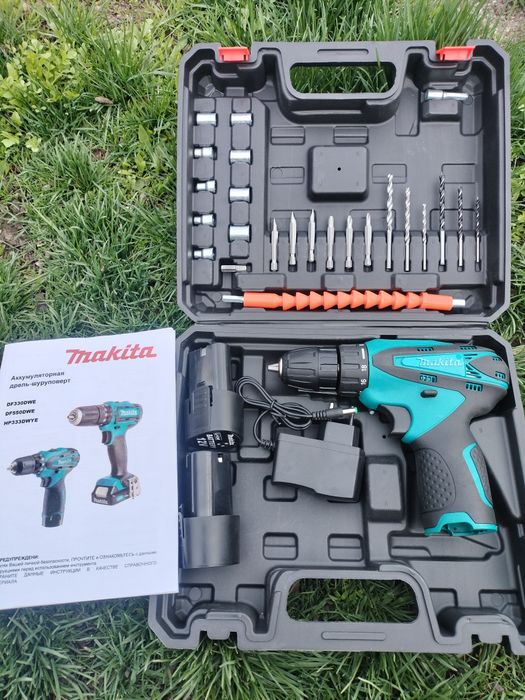 Дриль шурупокрут Makita 24v з інструментами
