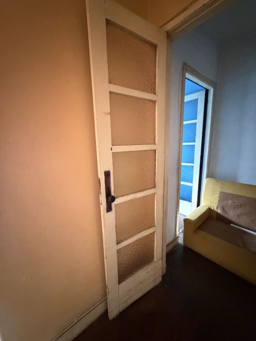 Ofereço portas amtigas