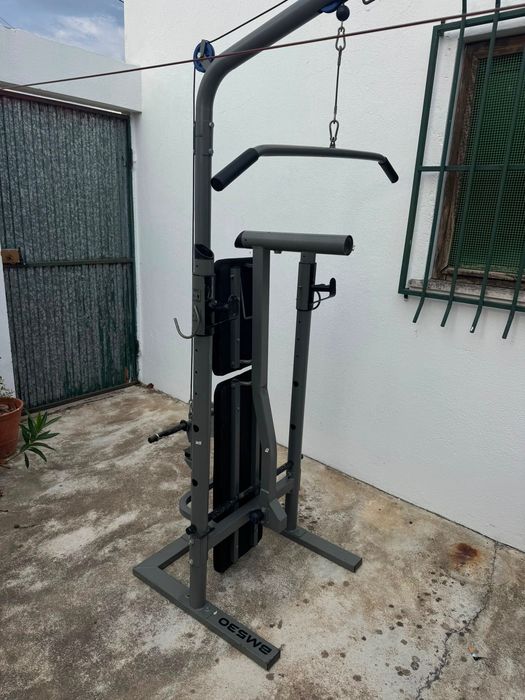 Banco de Musculação Domyos BM530 completo (torre + leg extension)