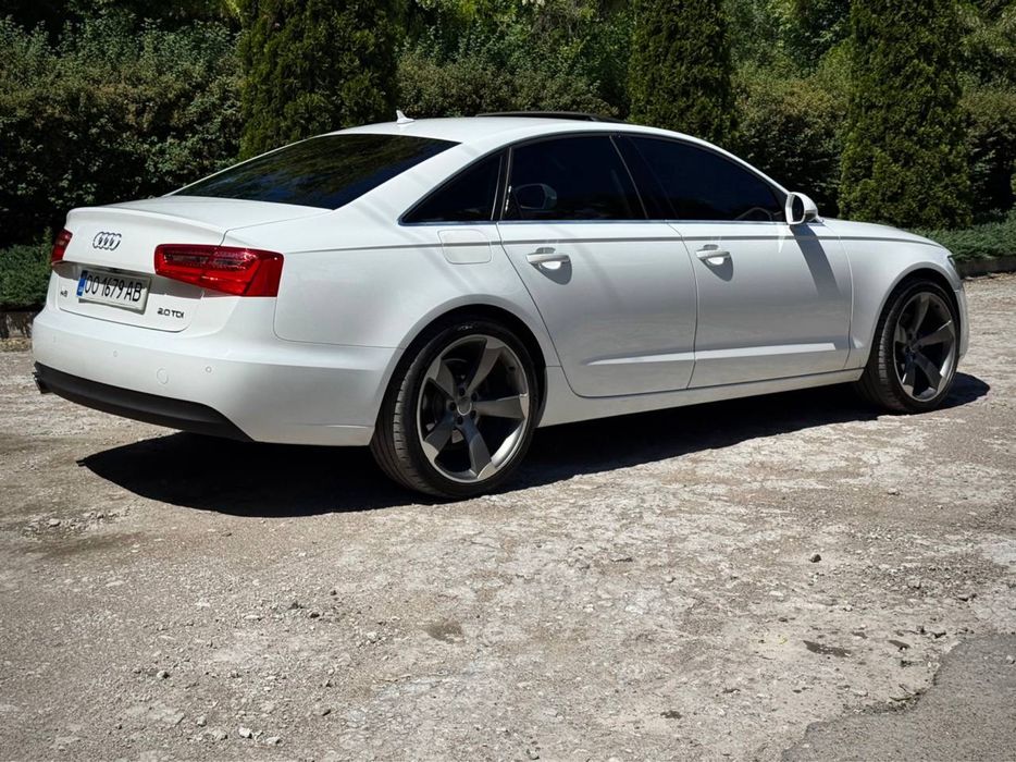 Продам Audi A6/C7 2014 года