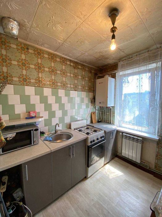 1-кімнатна квартира в самому центрі Авангарду — вул. Центральна!