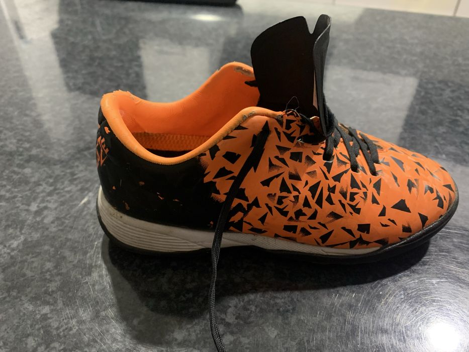 Дитячі копки, Сороканіжки, футзалки 28 розмір