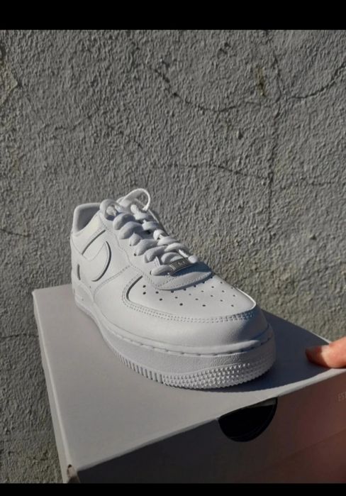 Air Force 1                           .