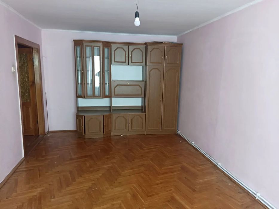 Продаж 4-кімнатної квартири 84,1 м кв. в  ближньому центрі м. Старий Самбір Самбірського району Львівської області.