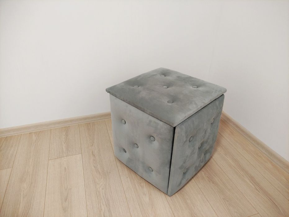 Пуфік з 5 табуреток