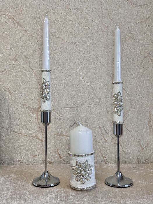 Весільний набір ручної роботи; Бокали; свічки, скринька; тарілка