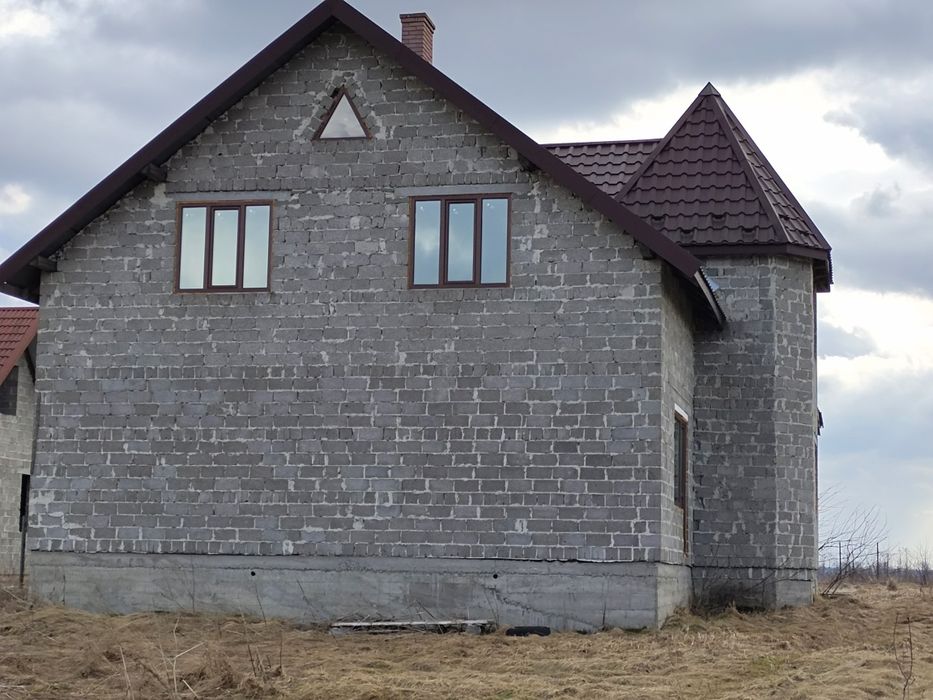 Продам незавершений будинок