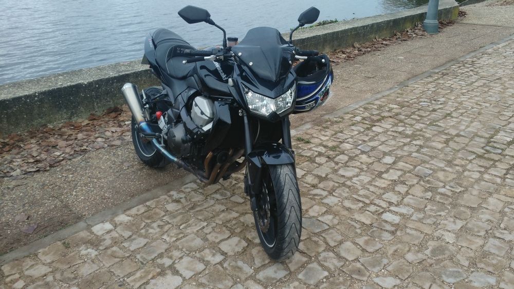 Kawasaki Z750 impecável