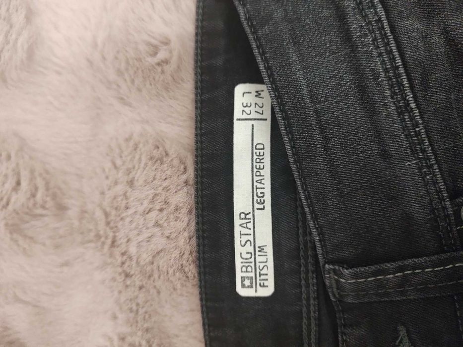 czarne jeansy W 27 L 32