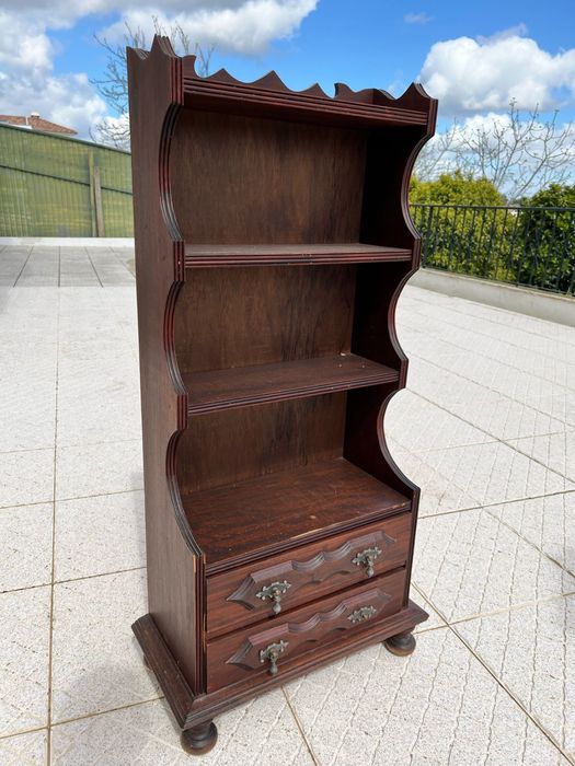 Armário Decorativo de Madeira Maciça