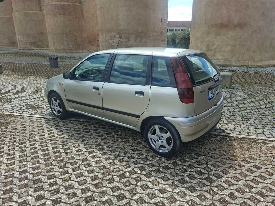 Fiat Punto ELX 1.7cc, 70cv, Boa Condição Geral!