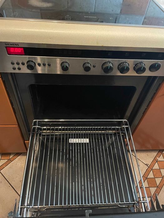 piekarnik do zabudowy z płytą ceramiczna elektryczny SIEMENS