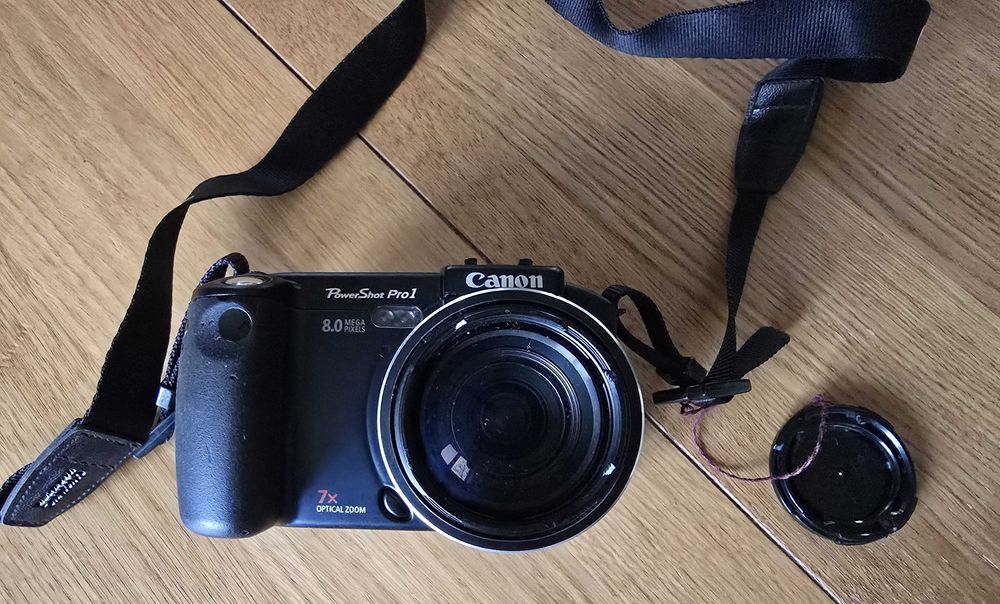 Canon PowerShot Pro1 (PC1057) – професійна фотокамера