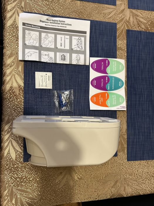 Дозатор для жидкого мыла