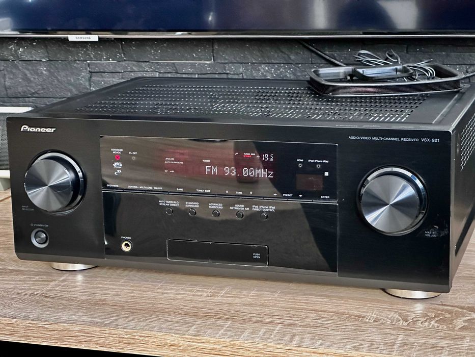 Pionieer VSX- 921 - Amplituner + org. pilot 7.1 150 Wat na kanał HDMI