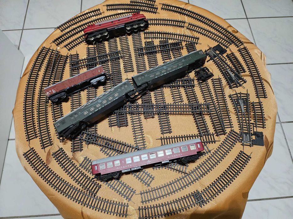 Lokomotywa Nohaba Kolejka TT BTTB Zestaw Wagon Wagony Tory